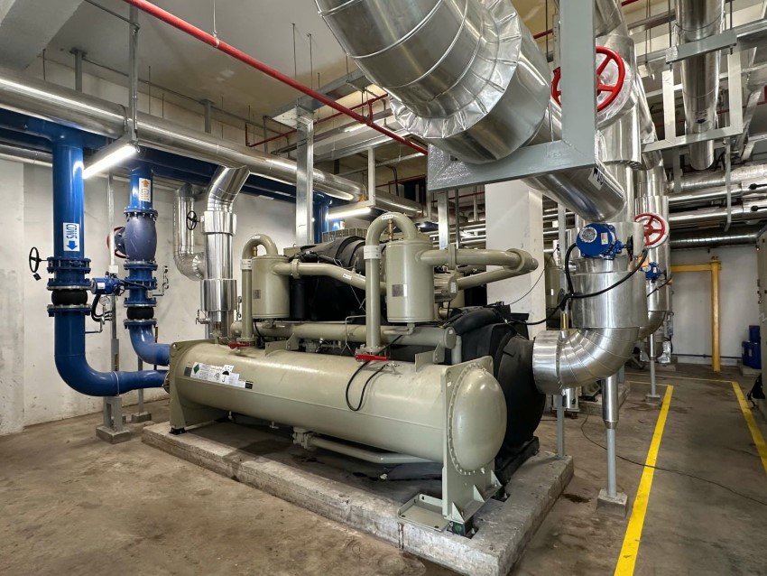 Các Lợi Ích Khác và Ứng Dụng Đặc Thù Của Chiller Hấp Thụ