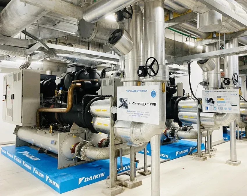 Tầm Quan Trọng Của Việc Xử Lý Nước Cho Tháp Giải Nhiệt Chiller